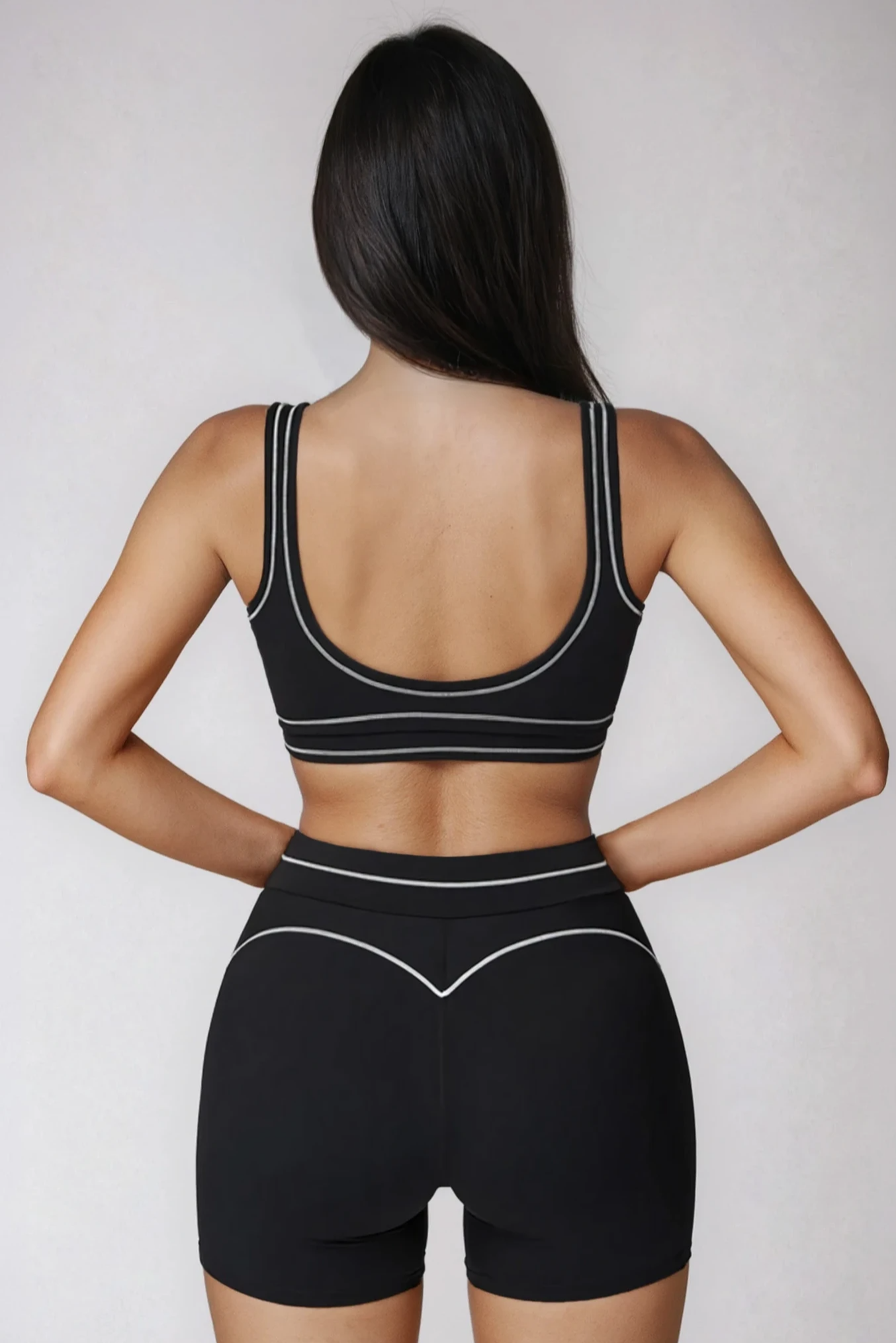AMARA Sports Bra Onyx