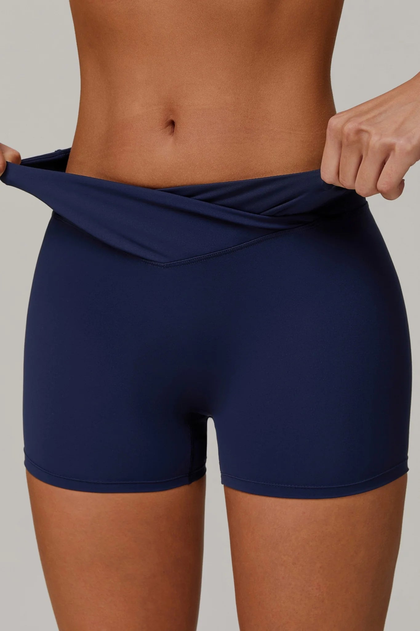 CÉLENE Shorts Marine Éclipse