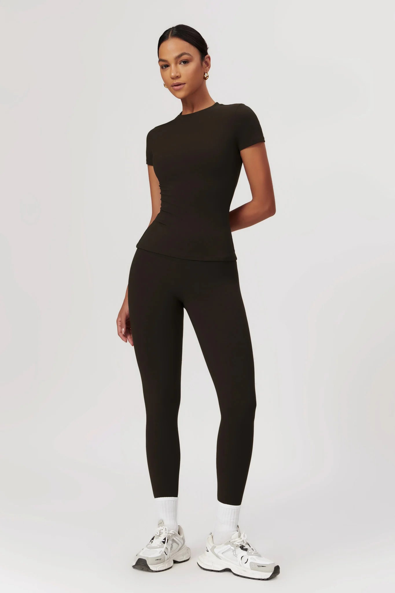 COLLÍN Basic Tee Mocca