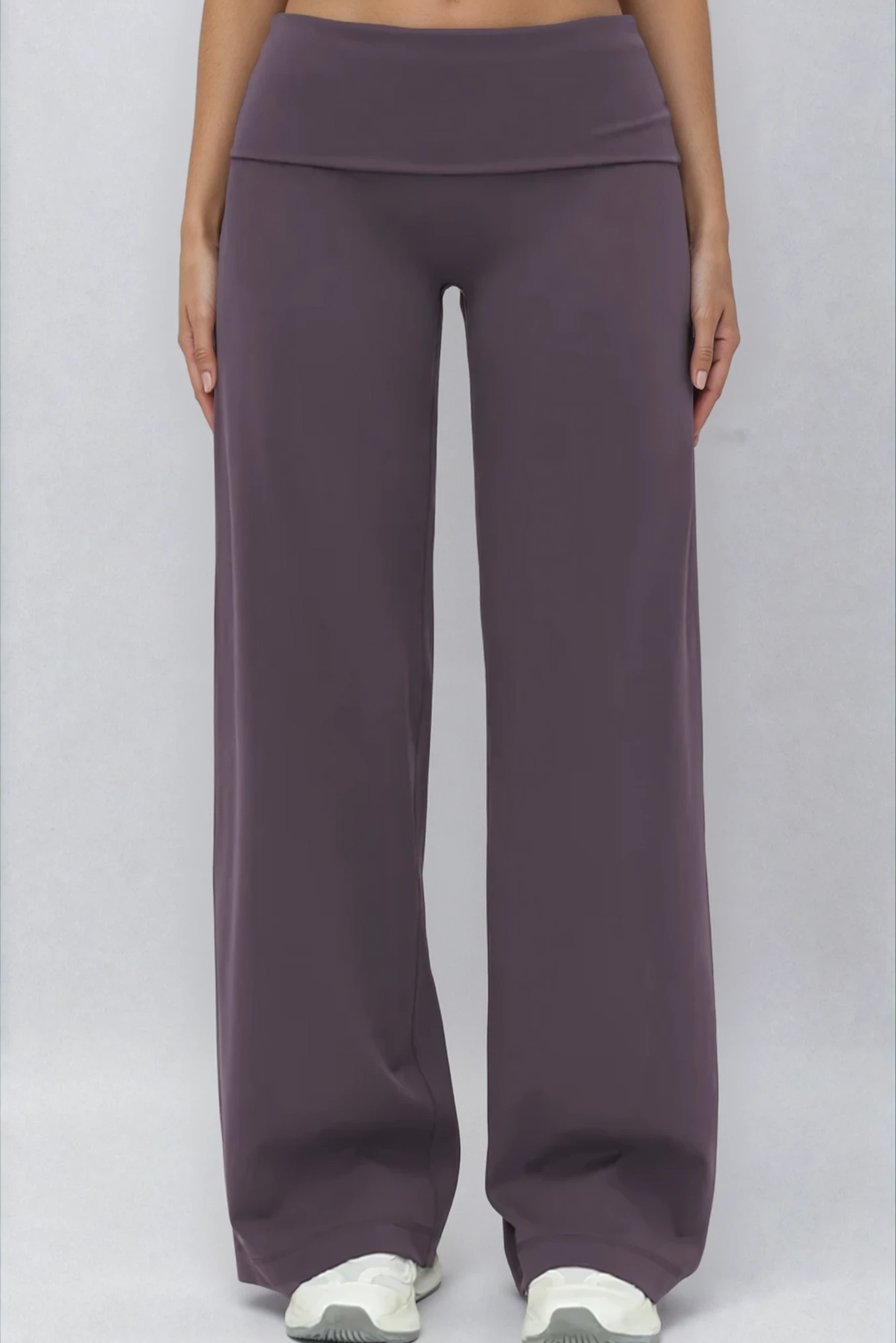 ÉLIA Straight Leg Pants Plum