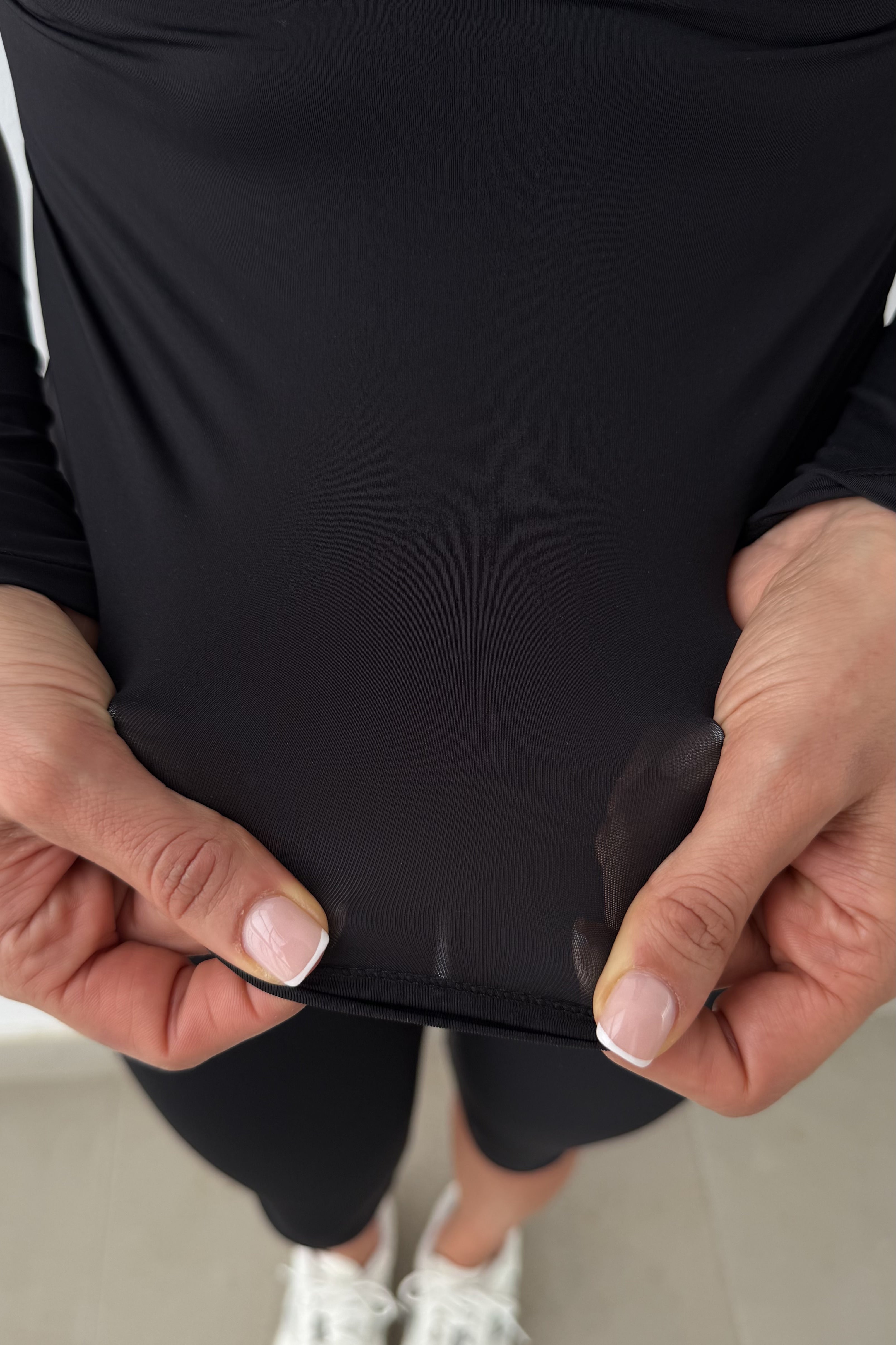 Ellie Long Sleeve Onyx