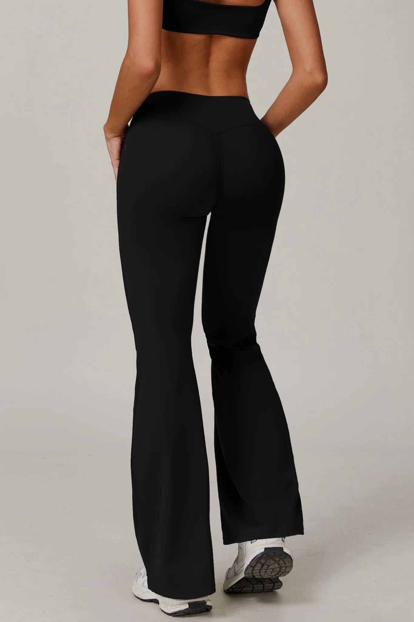 CÉLENE Flare Leggings Onyx
