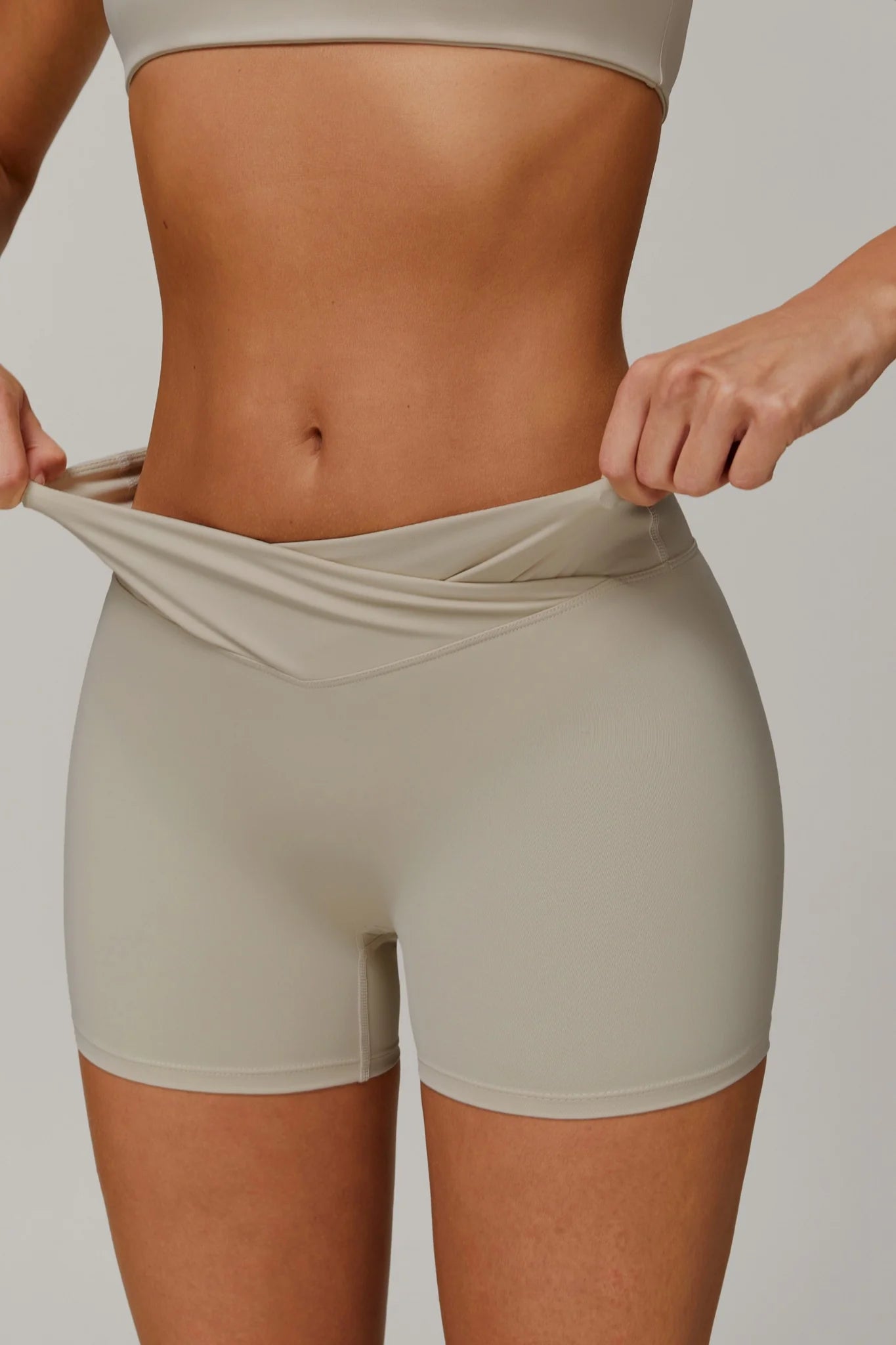 CÉLENE Shorts Linen Dune