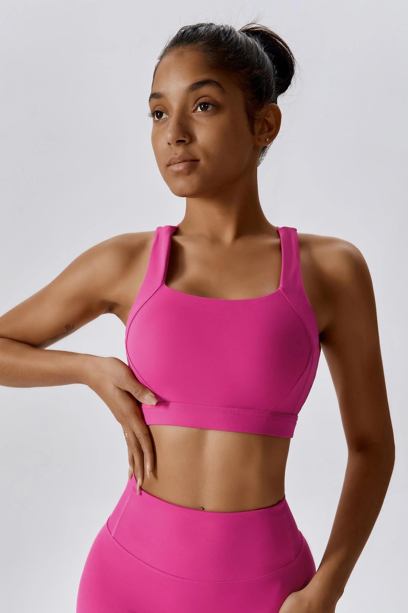 RUBIA X Back Sports Bra Fuchsia